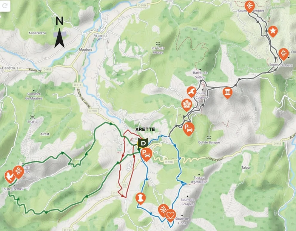 Plan général des randonnées autour d'Arette, avec les cinq tracés au départ du kiosque